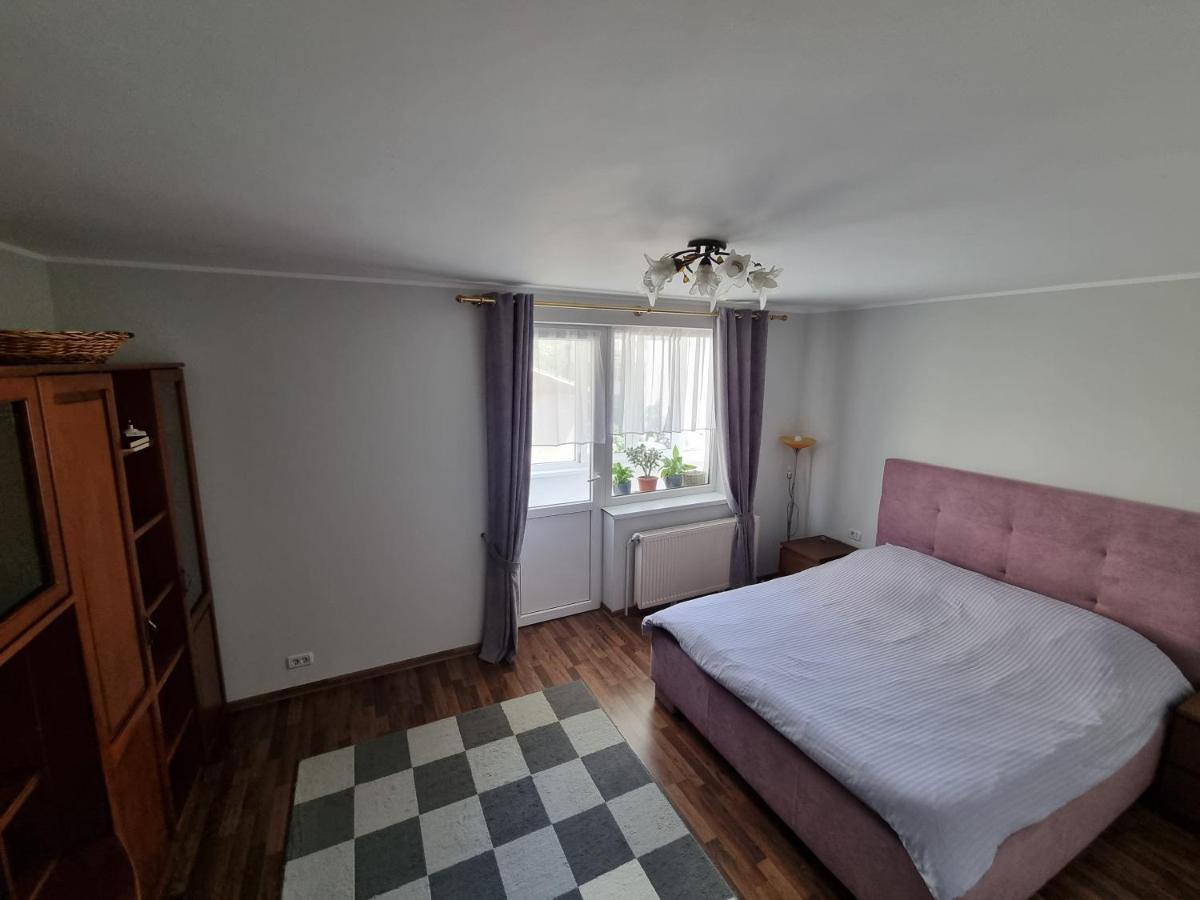 Yla Apartments Piatra Neamţ エクステリア 写真